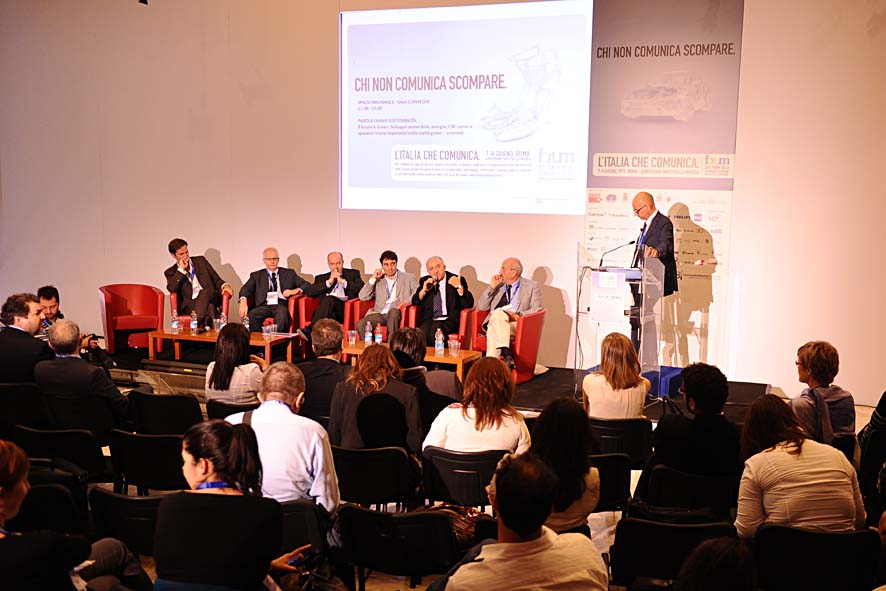   Intervento del Sindaco Vincenzo De Luca al Forum Comunicazione Pubblica. Roma, 8 giugno 2011
