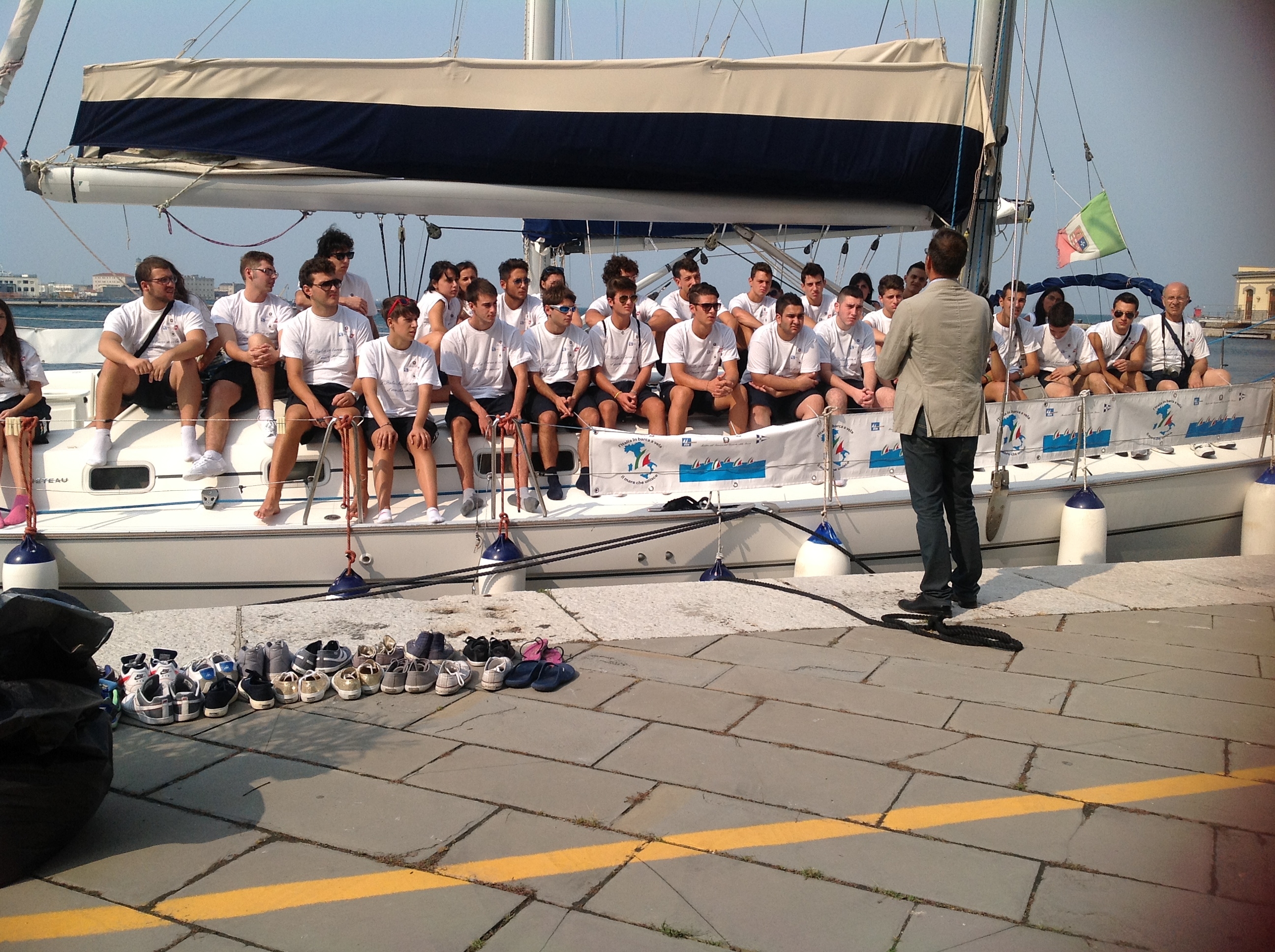   L?Italia in barca a vela: il Mare che unisce. Tappa a Salerno delle Crociere/scuola del MIUR
