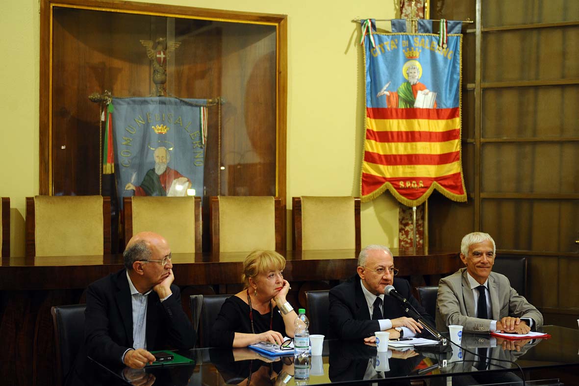   Stagione 2014-2015 Teatro Ghirelli
