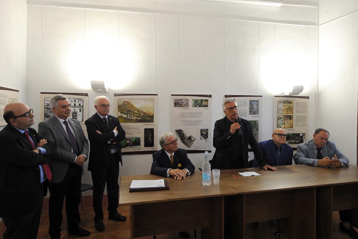   Un'aula didattica ed una sala multifunzionale nei Giardini della Minerva
