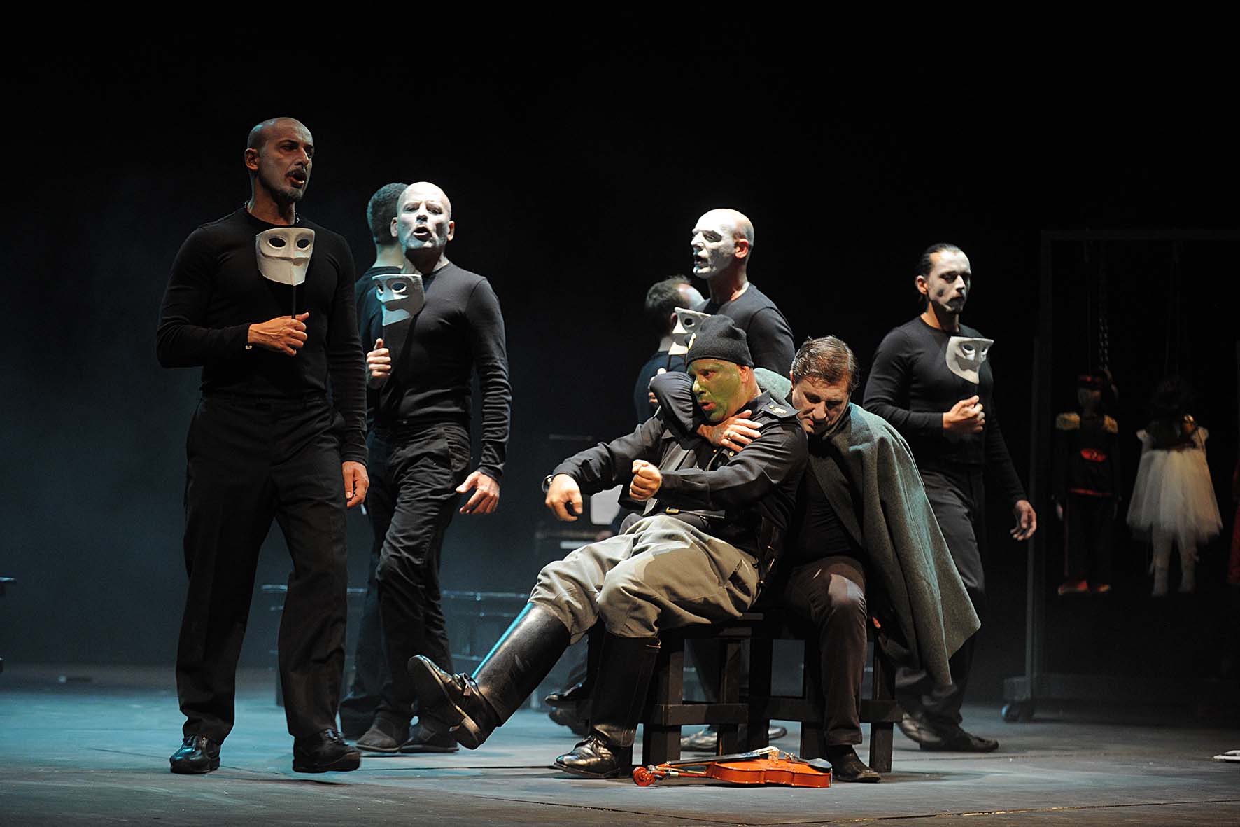   Al Teatro Verdi "Combattimento e storia di un soldato"
