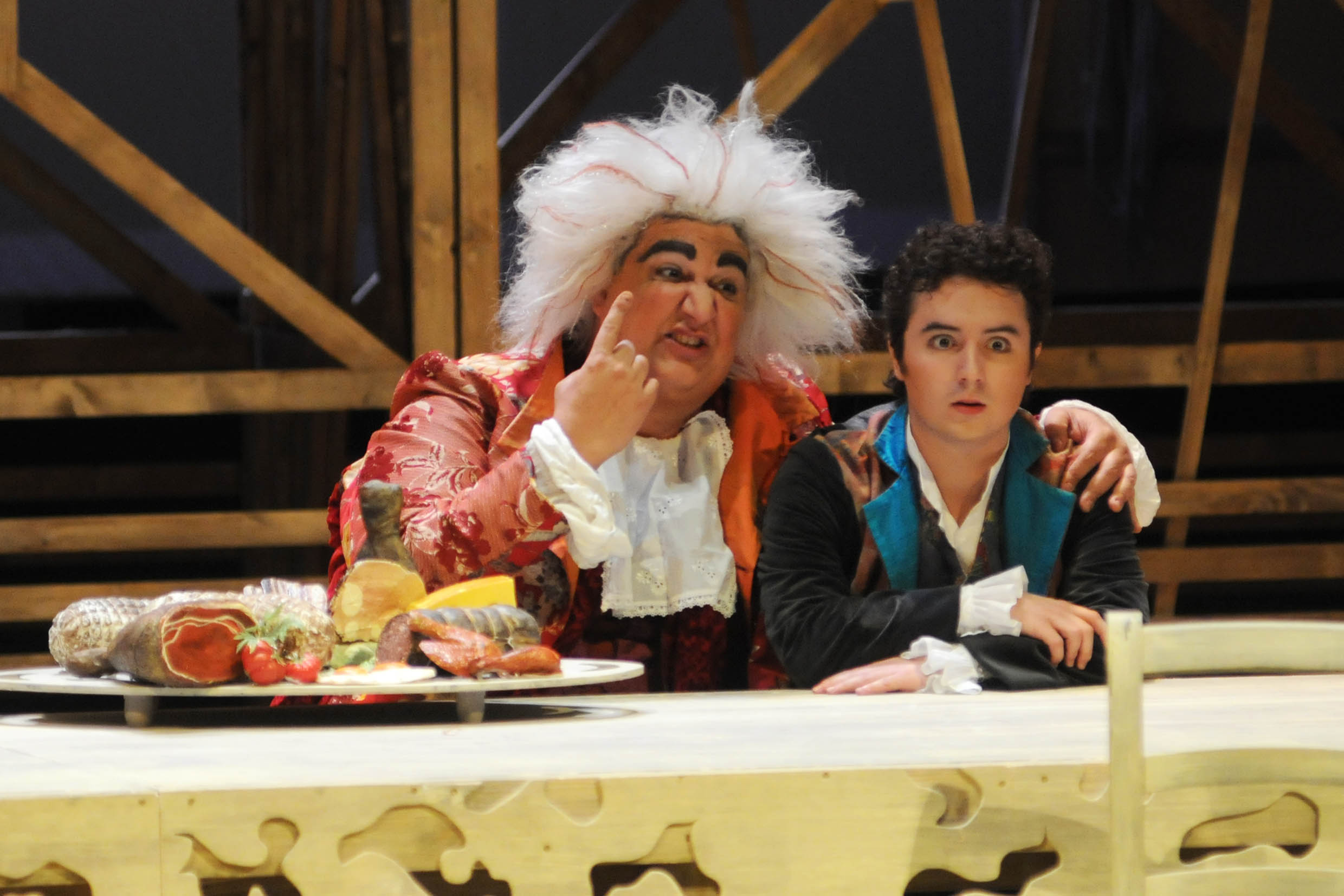   L'Elisir d' Amore, regia di Michele Mirabella. Salerno, Teatro Giuseppe Verdi, 8 giugno 2010
