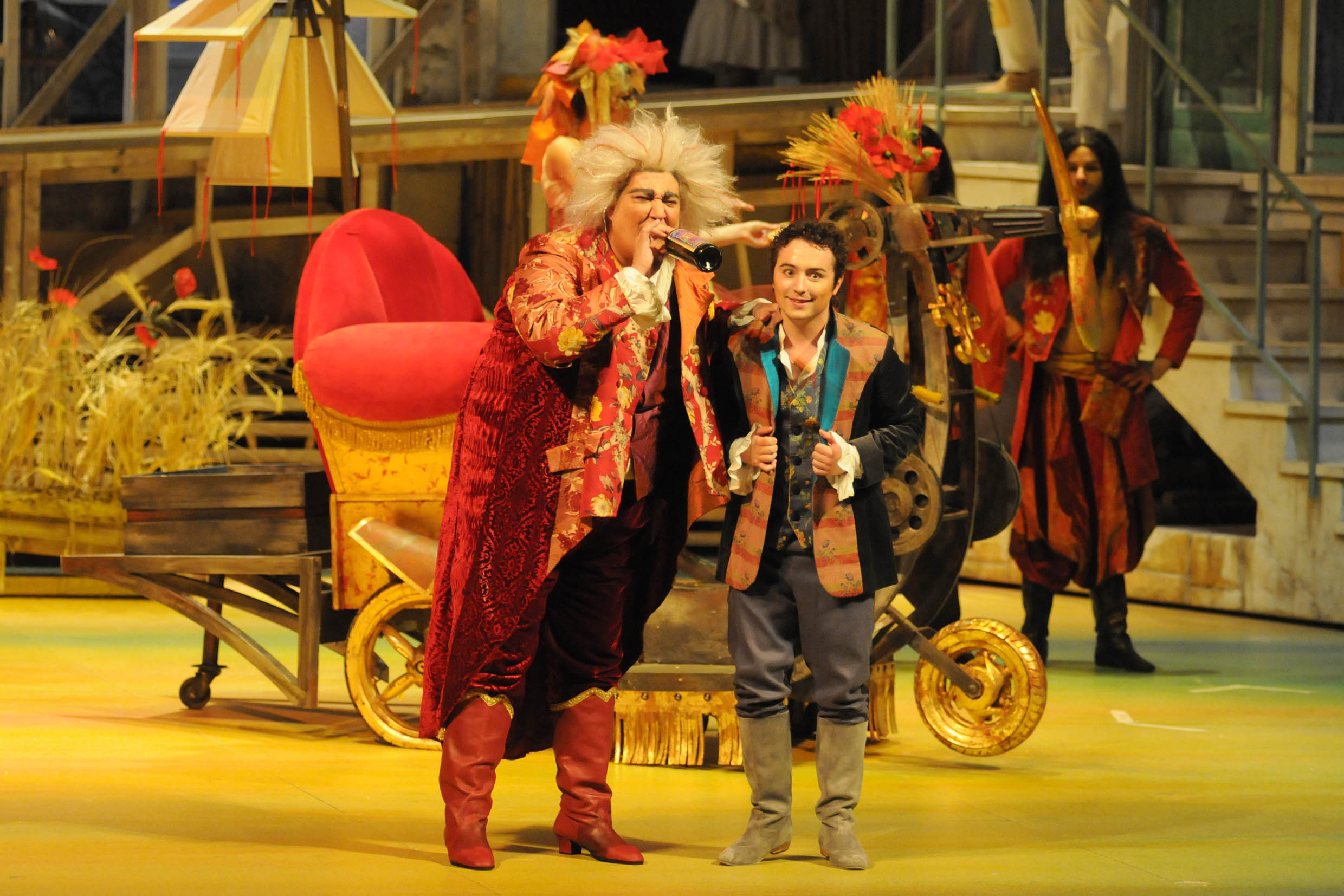   L'Elisir d' Amore, regia di Michele Mirabella. Salerno, Teatro Giuseppe Verdi, 8 giugno 2010
