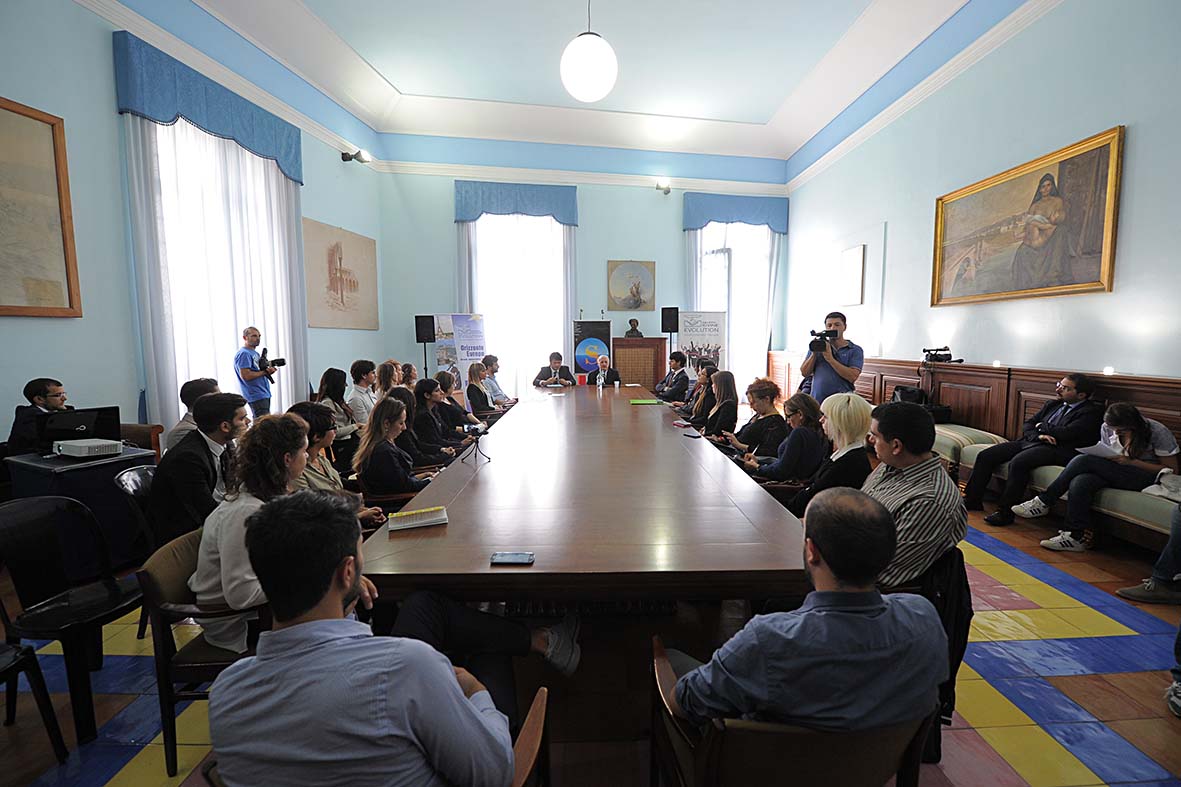   Lezione del Sindaco V. De Luca ai giovani del progetto Internazionalizzazione Imp-Exp del Gruppo Iovine
