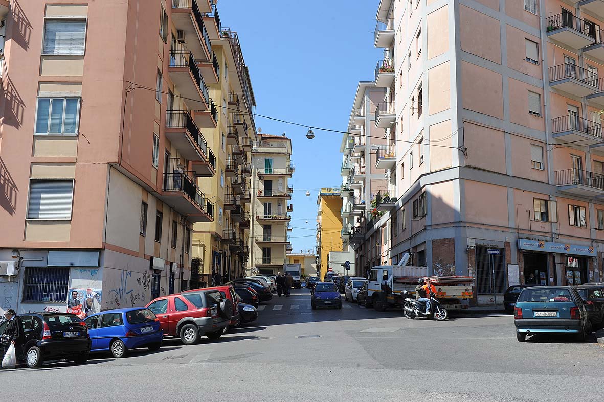   Nuova Pubblica Illuminazione in via San Giovanni Bosco, Vocca e Prudente. Salerno, 11 Maggio 2011
