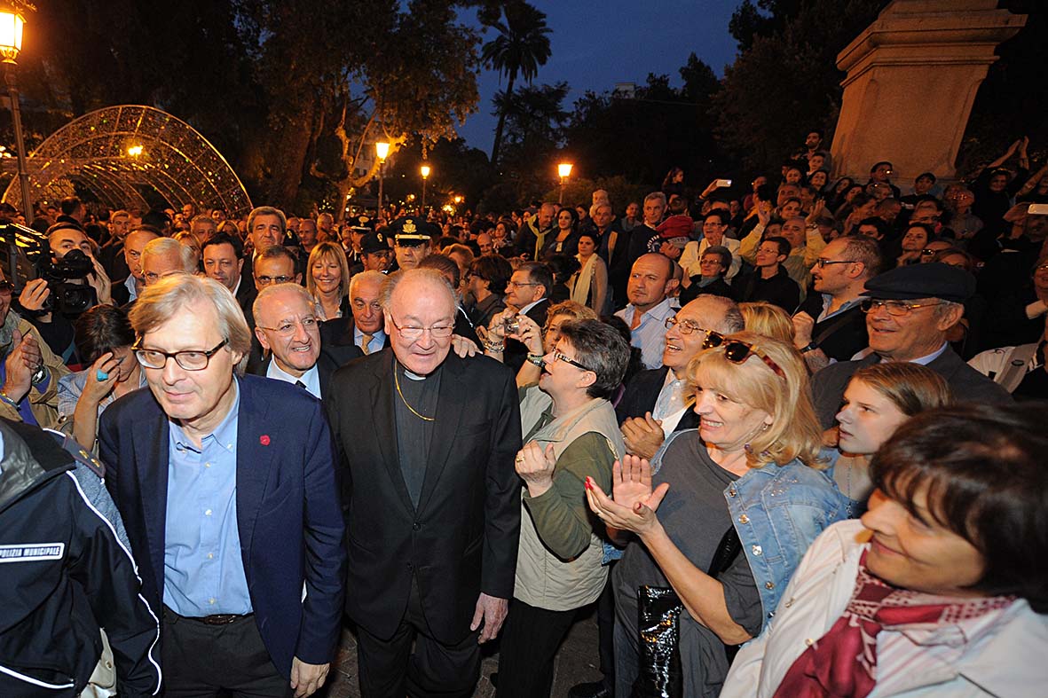   Al via Luci d'Artista 2013-2014
