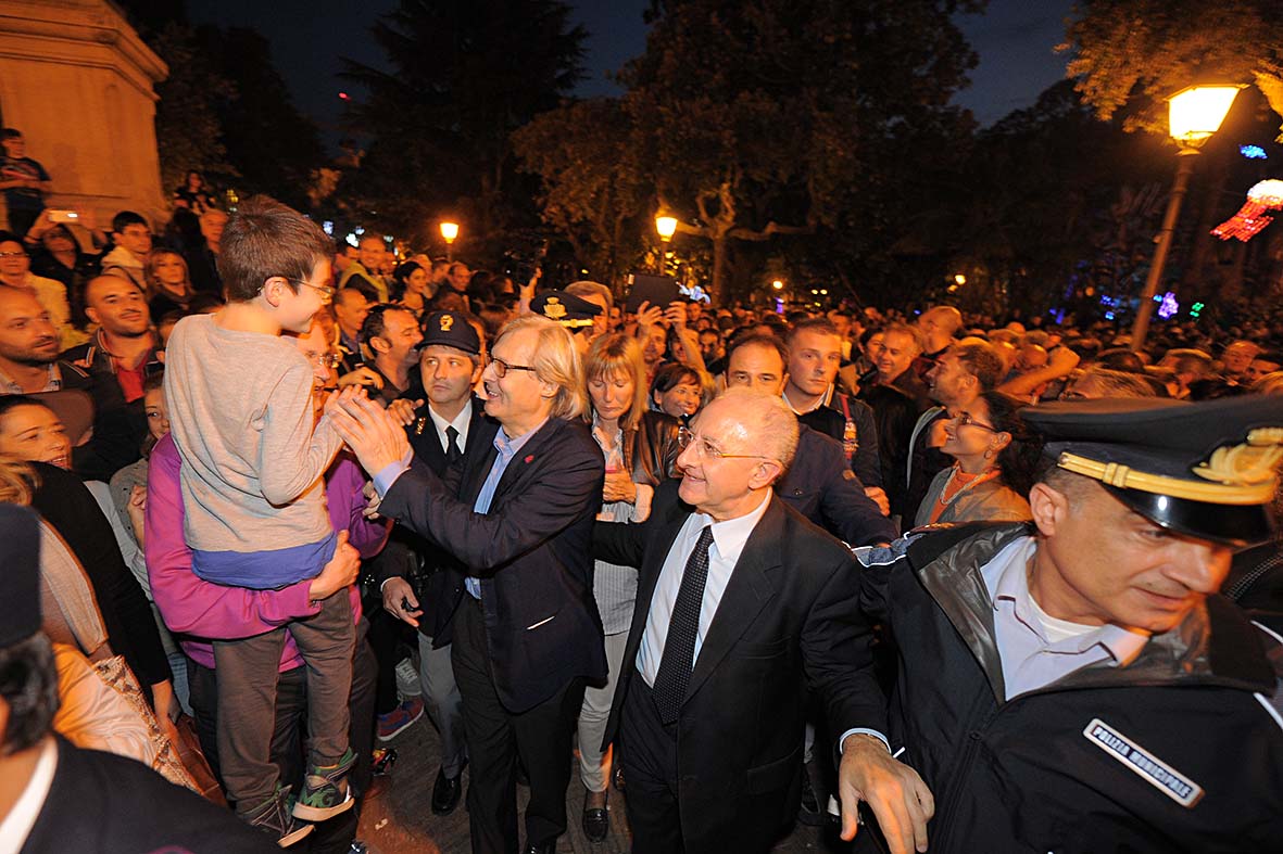   Al via Luci d'Artista 2013-2014
