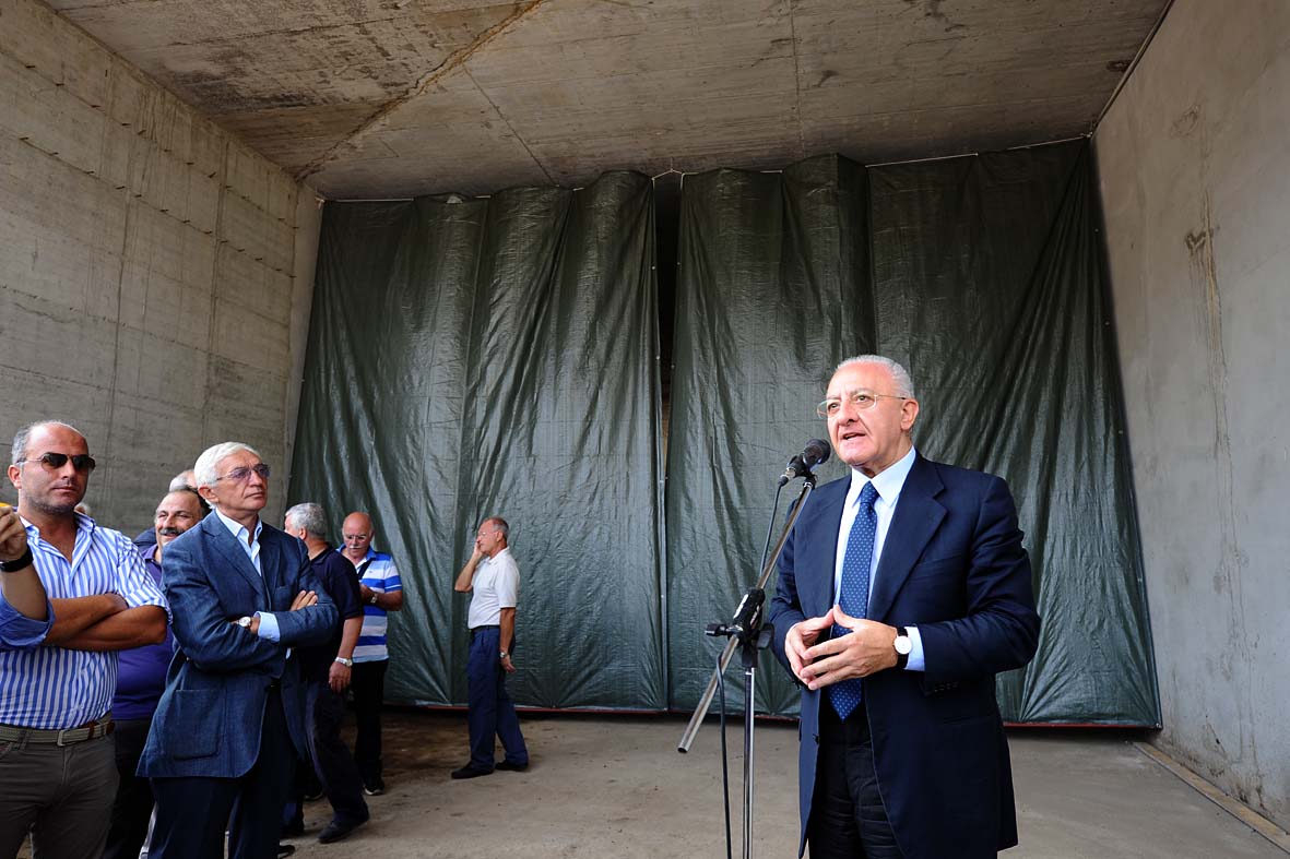   Completato lo sfondamento della massicciata ferroviaria della Lungoirno
