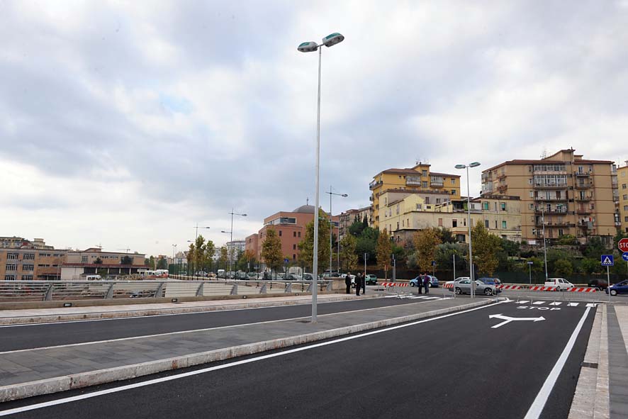   Il Sindaco De Luca inaugura il nuovo Ponte dellIrno, 15 settembre 2009
