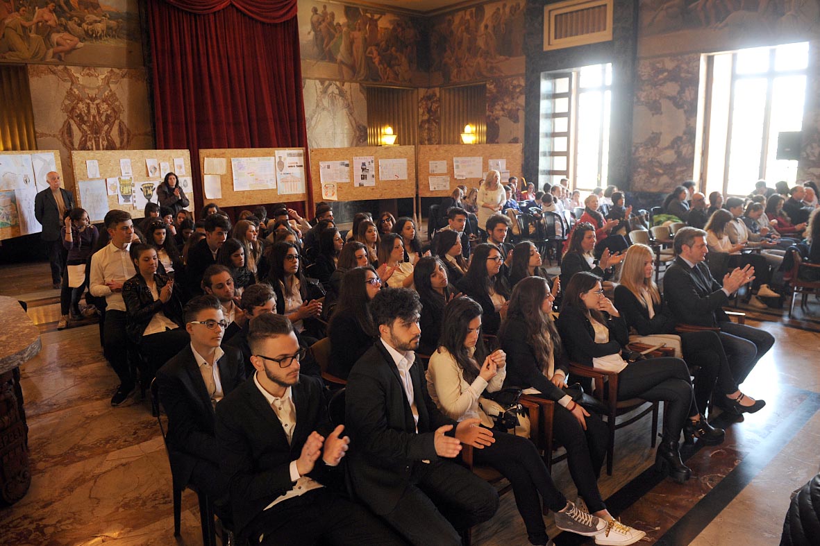   Il Sindaco Napoli al Premio Lions Magna Grecia
