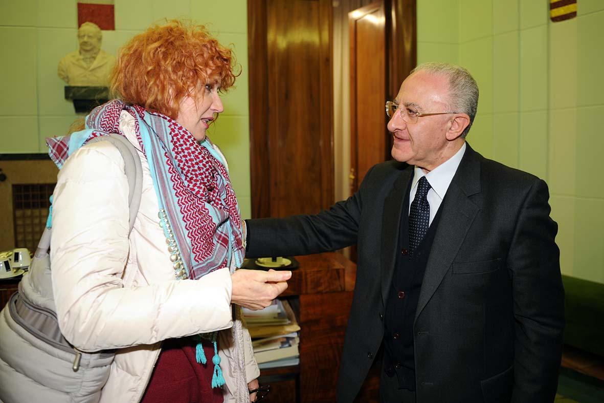   Incontro a Palazzo di Citt? tra Fiorella Mannoia e il Sindaco di Salerno De Luca 

