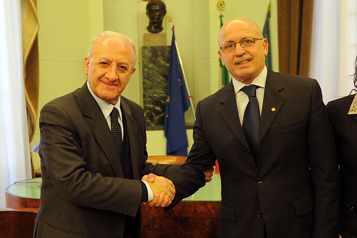   Il Sindaco De Luca incontra il padre del maro' Salvatore Girone
