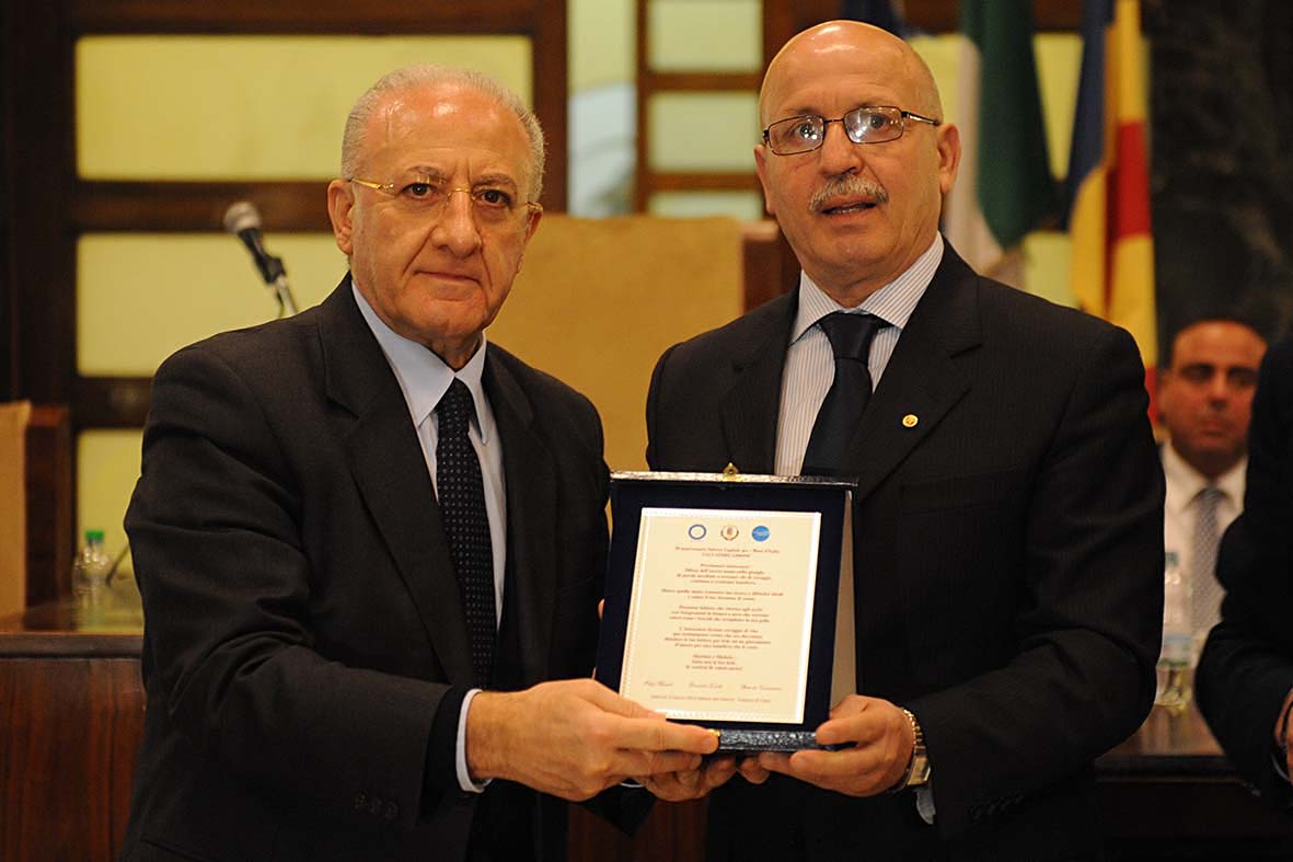   Il Sindaco De Luca incontra il padre del maro' Salvatore Girone
