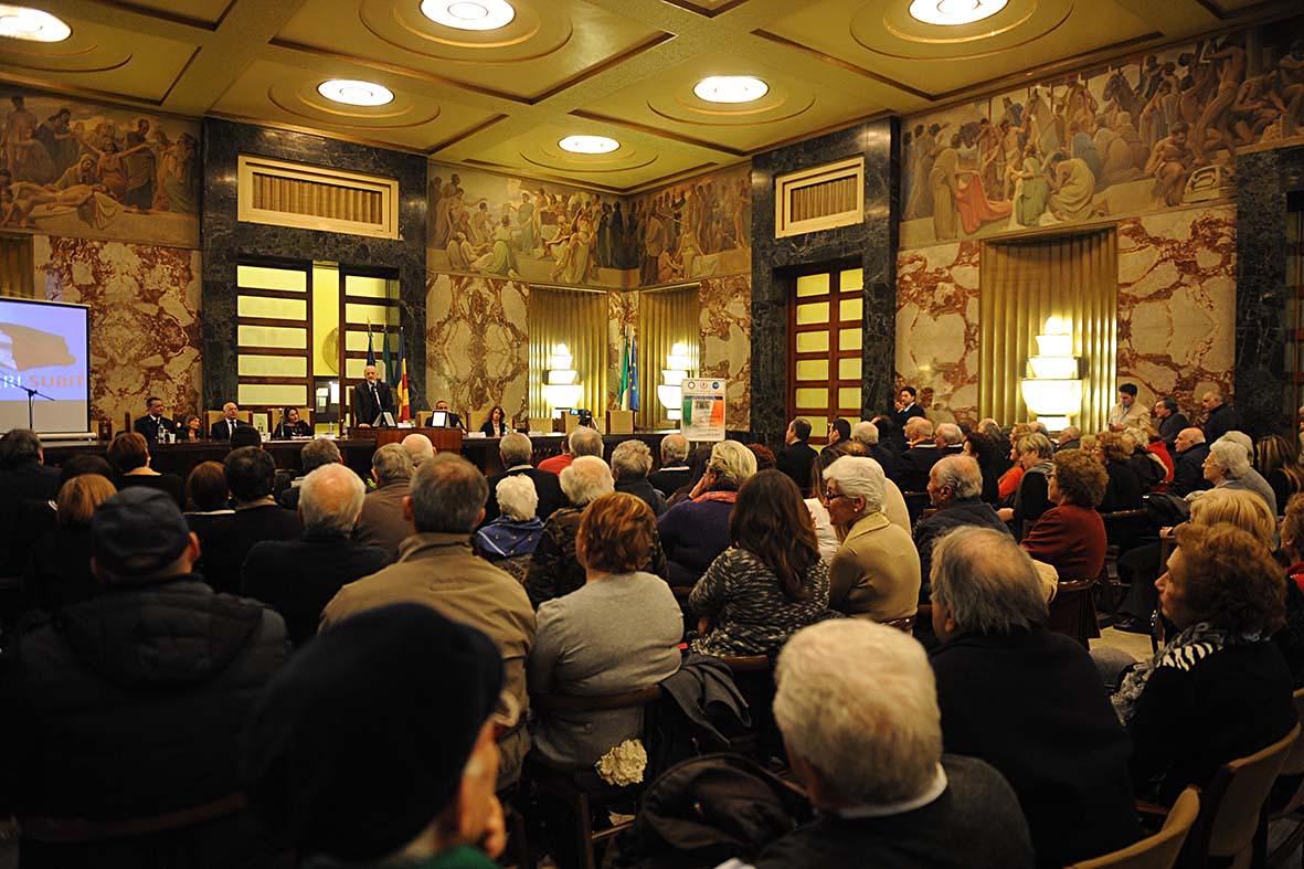   Il Sindaco De Luca incontra il padre del maro' Salvatore Girone
