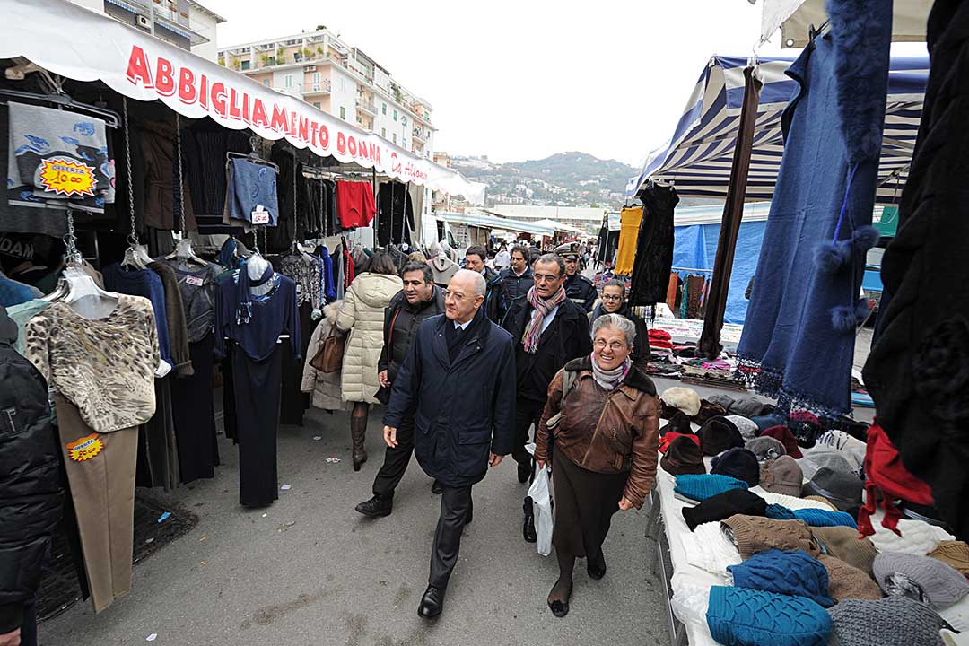   Visita ai mercatini rionali
