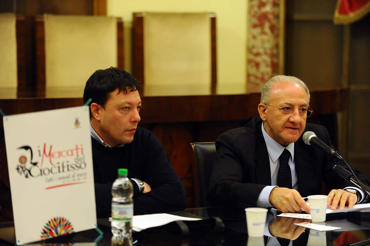   "I Mercati del Crocifisso". La presentazione a Palazzo di Citta'. Salerno, 3 marzo 2011
