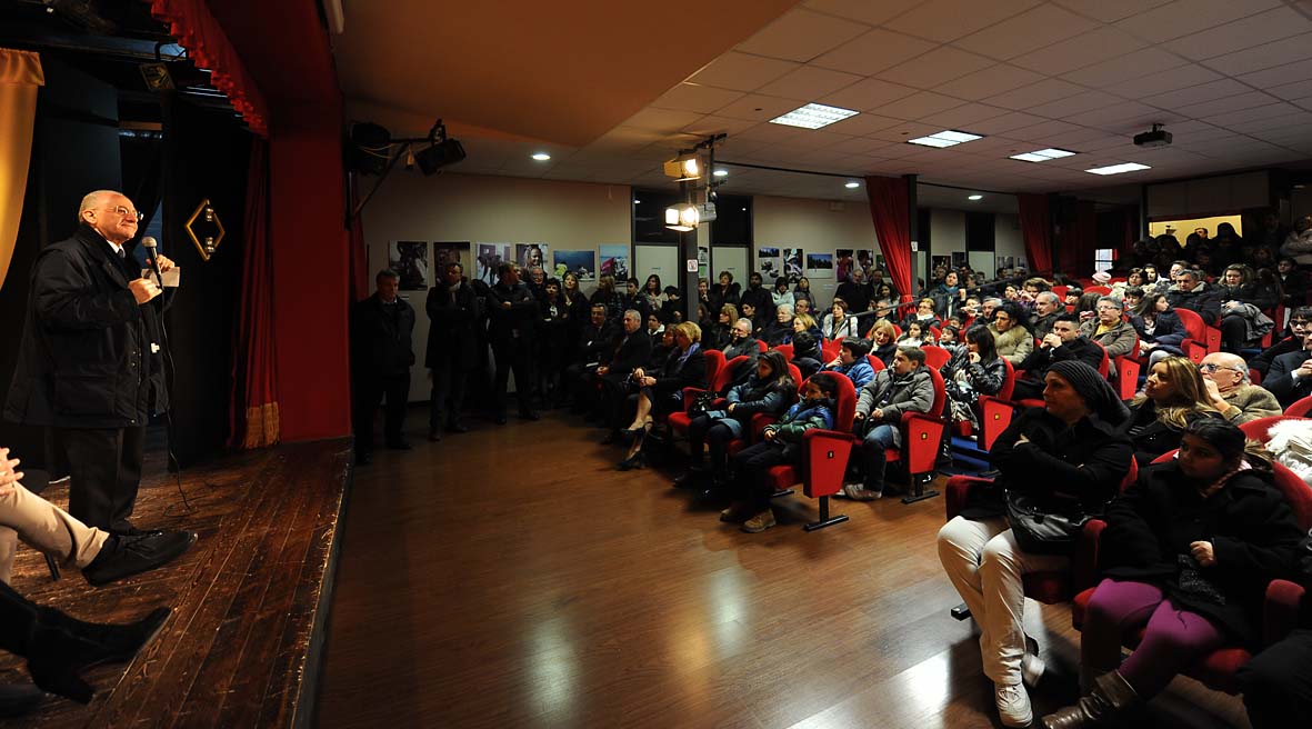   Il Sindaco De Luca ha inaugurato la mostra Salerno ? la nostra citt?. Teniamola d?occhio
