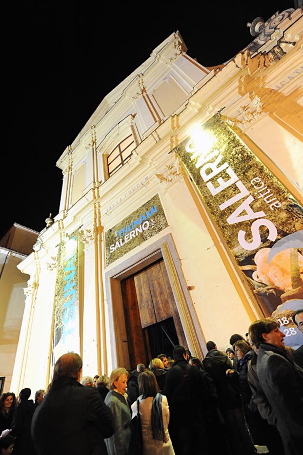   Il Sindaco Vincenzo De Luca inaugura la mostra "Dopo lo tsumani Salerno antico". Complesso Santa Sofia, 18 Novembre 2011
