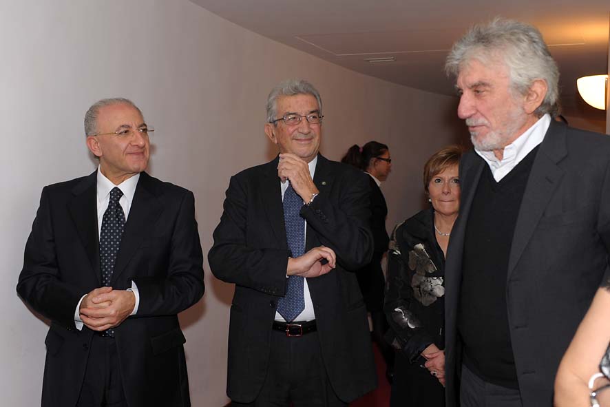   Al Teatro Verdi la seconda rappresentazione di Nabucco, venerdi' 11 dicembre 2009. Tra gli ospiti Luigi Mazzella e Carla Fendi
