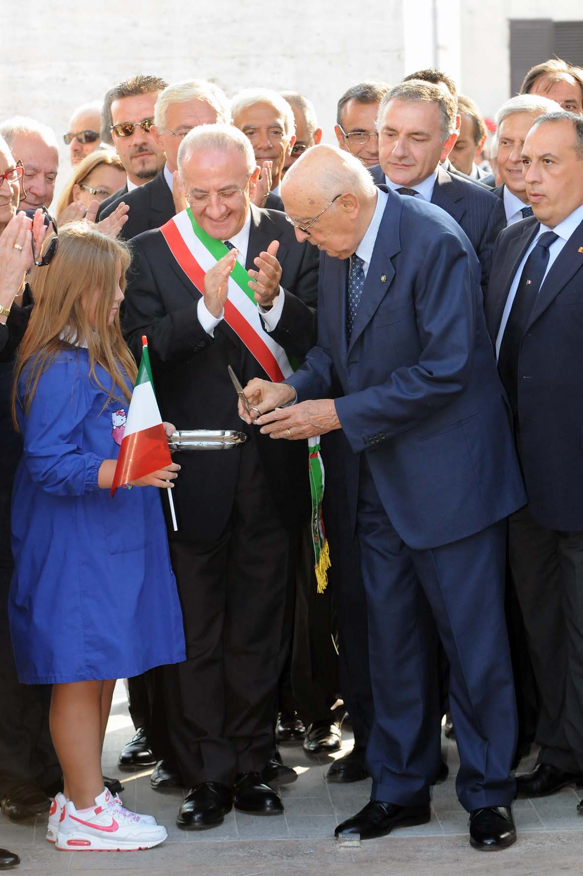   SALERNO saluta il Presidente della Repubblica GIORGIO NAPOLITANO. Inaugurazione dell'Asilo Nido Pio XII, martedi' 14 settembre 2010
