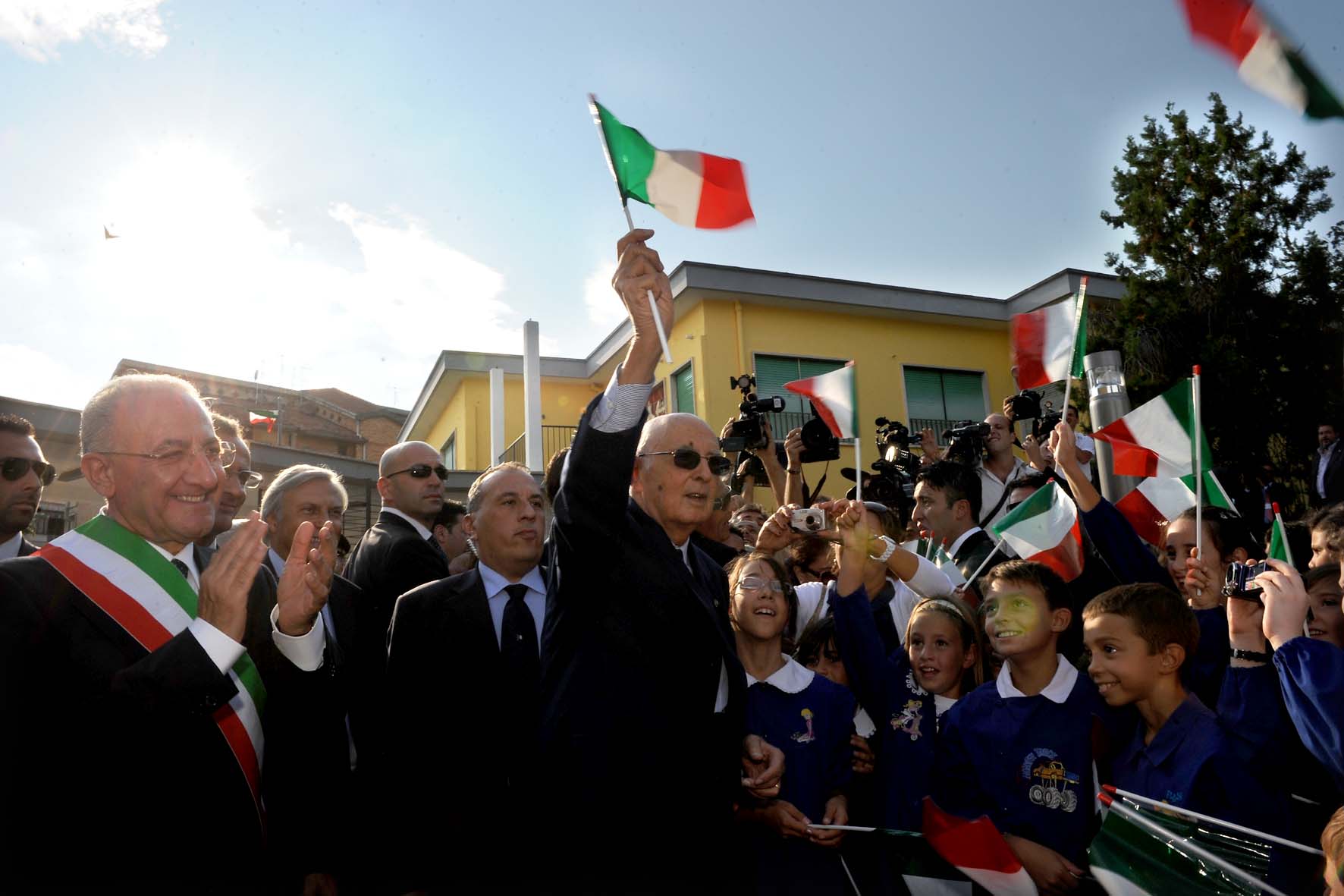   SALERNO saluta il Presidente della Repubblica GIORGIO NAPOLITANO. Inaugurazione dell'Asilo Nido Pio XII, martedi' 14 settembre 2010
