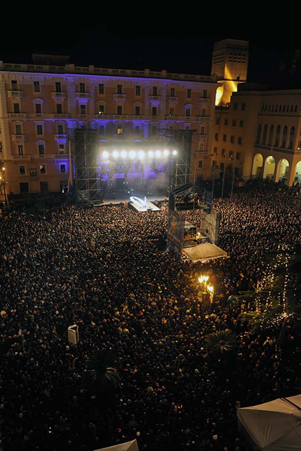   Salerno, Capodanno in Piazza Amendola, 31 dicembre 2010
