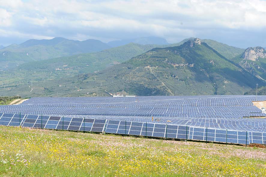   Visita al Parco Fotovoltaico con il Sindaco Vincenzo De Luca. Eboli, 10 Maggio 2011

