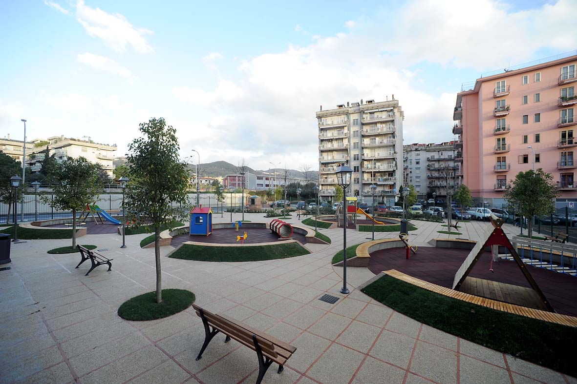   Inaugurazione giardini e strada in via Galloppo. Salerno, 18 dicembre 2010
