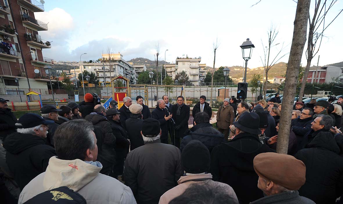   Inaugurazione giardini e strada in via Galloppo. Salerno, 18 dicembre 2010
