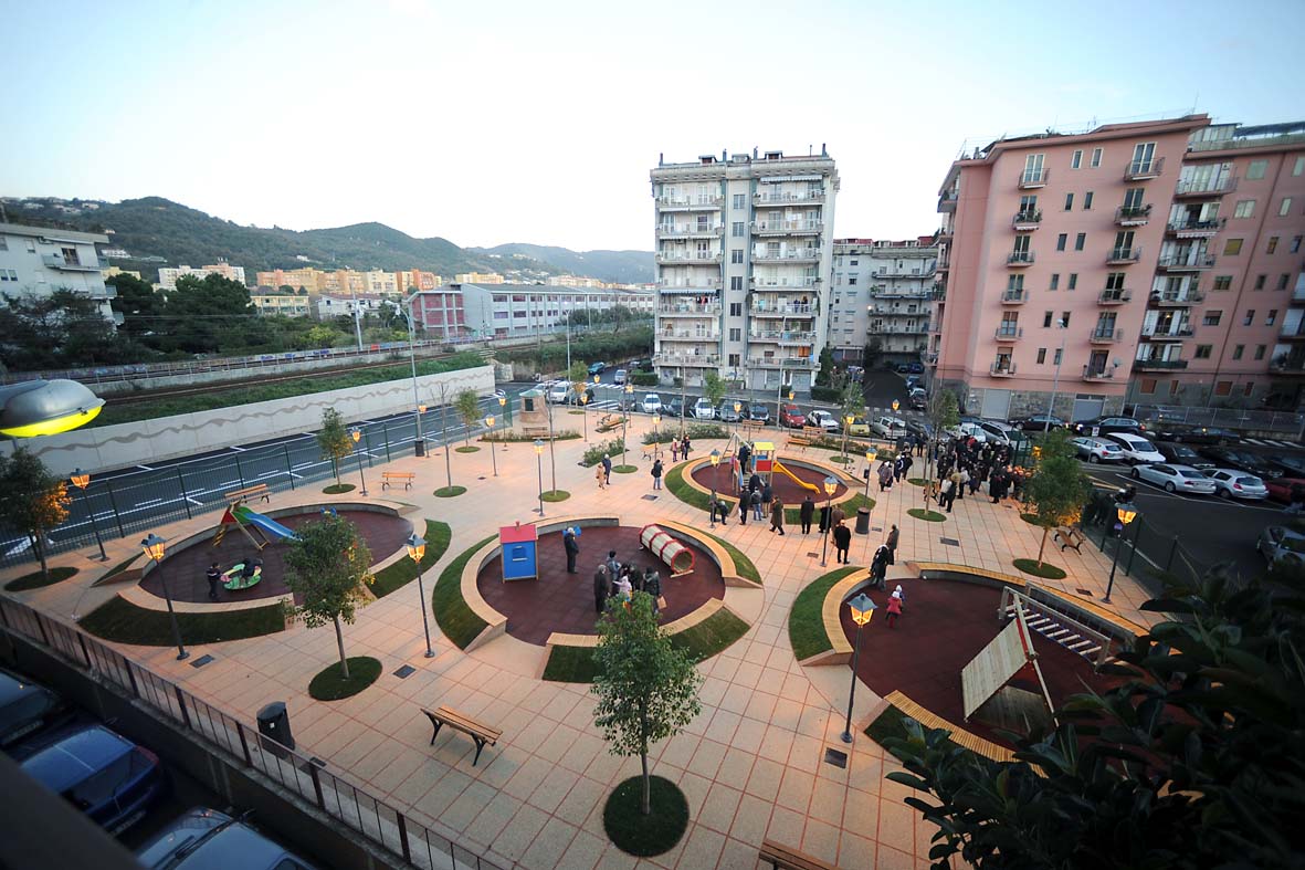   Inaugurazione giardini e strada in via Galloppo. Salerno, 18 dicembre 2010
