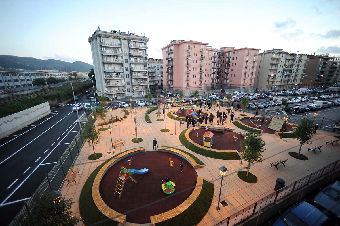   Inaugurazione giardini e strada in via Galloppo. Salerno, 18 dicembre 2010
