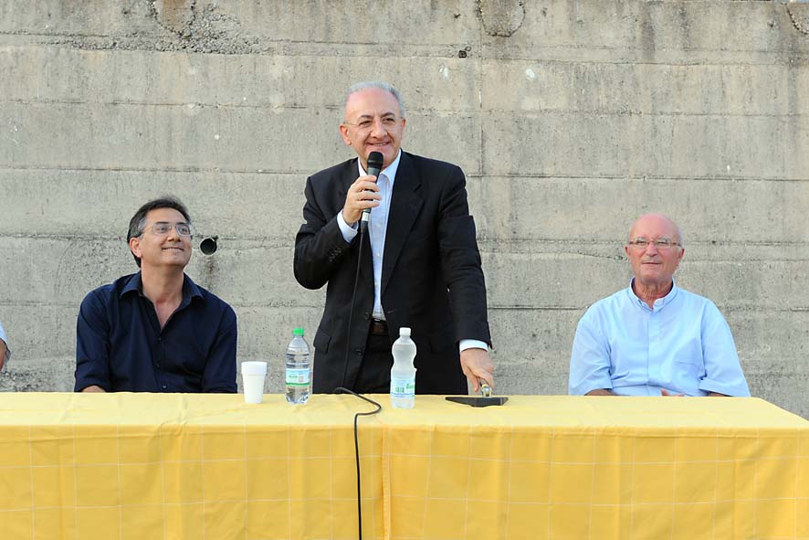   Il Sindaco di Salerno Vincenzo De Luca incontra i cittadini di Pastorano. 23 luglio 2009
