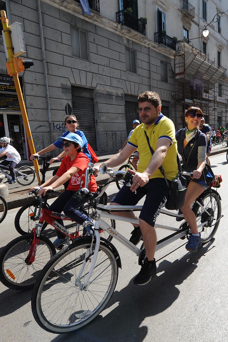   Pedalando per la citta'

