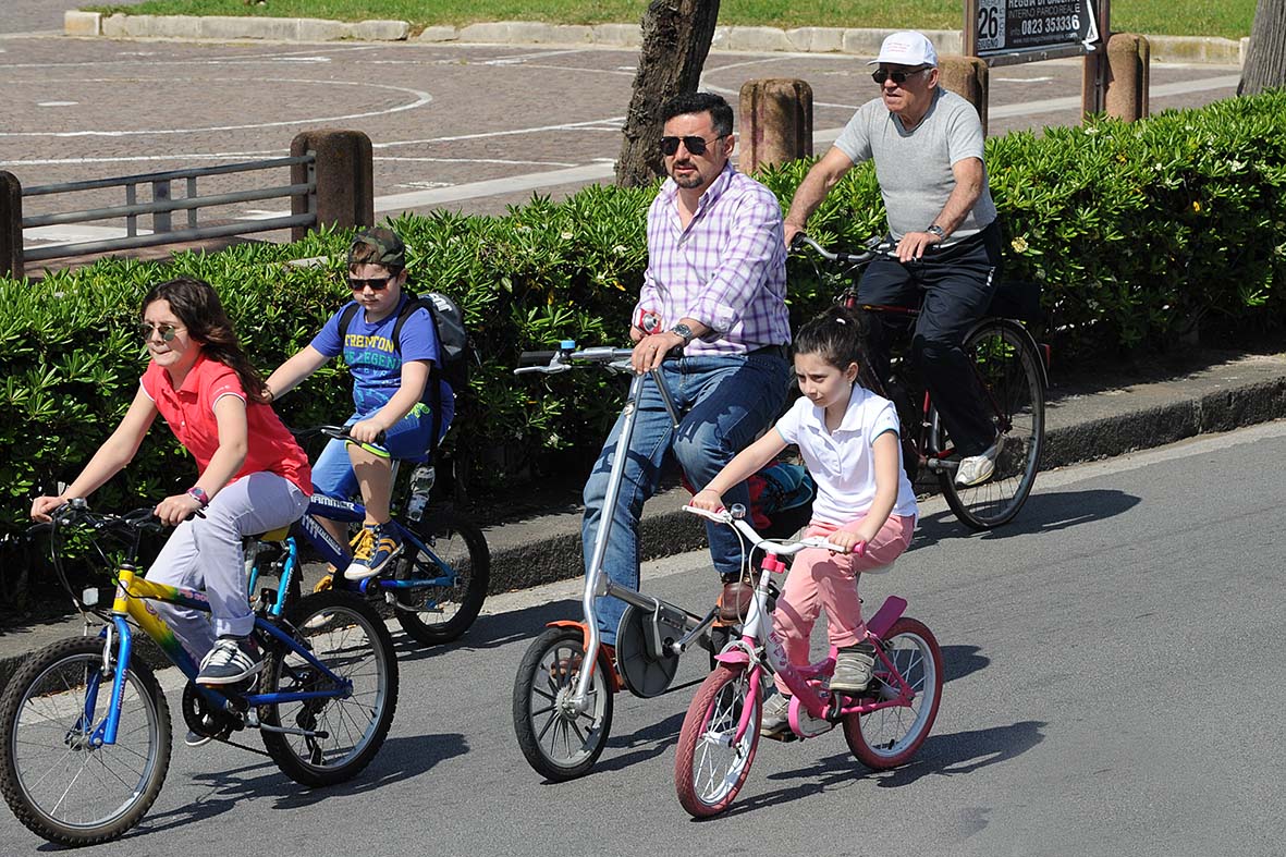   Pedalando per la citta'
