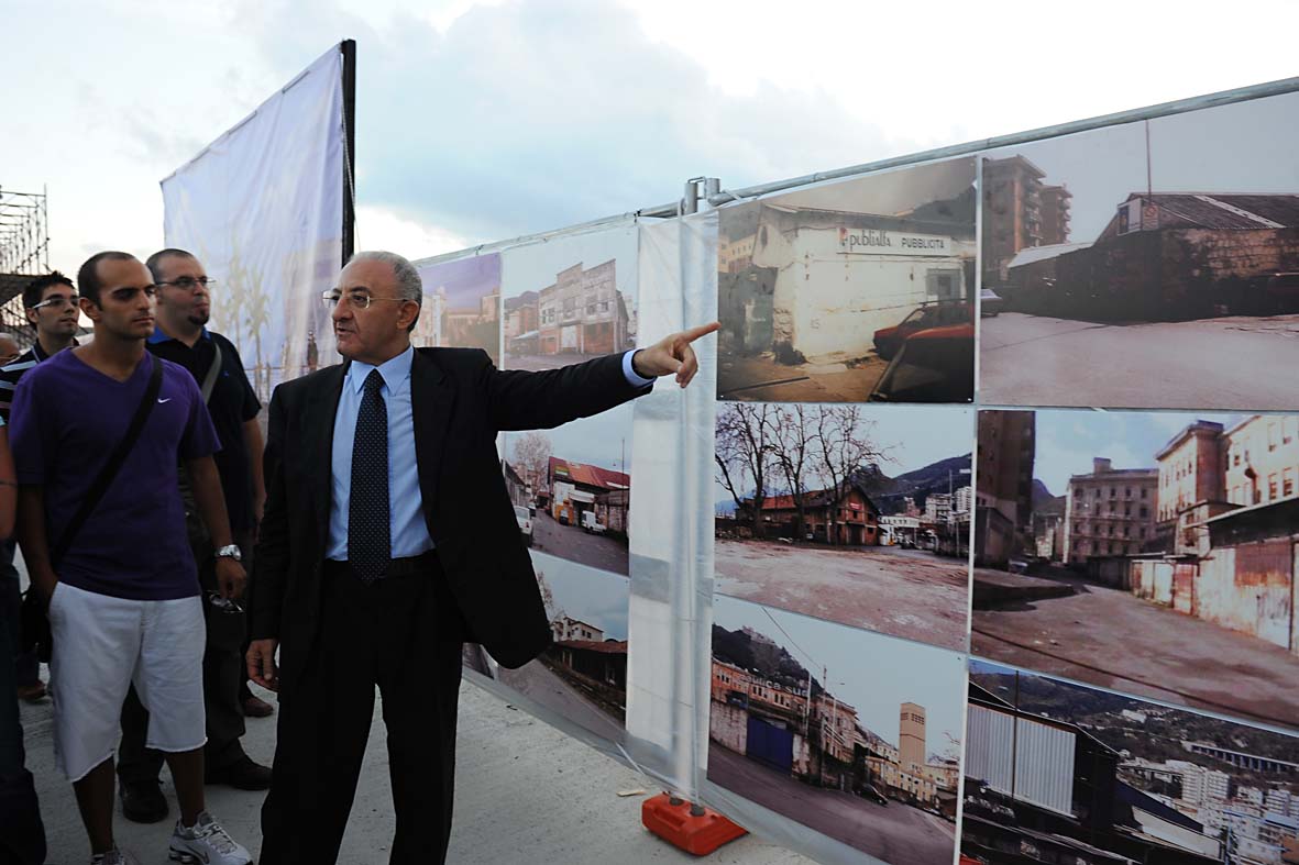   Piazza della Liberta': visita al cantiere e inaugurazione dei primi parcheggi. Salerno, 17 settembre 2010
