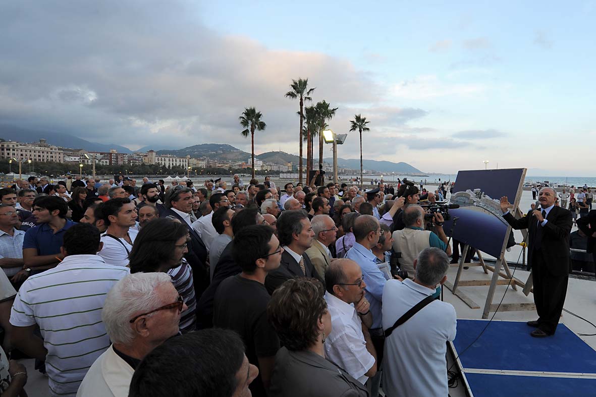   Piazza della Liberta': visita al cantiere e inaugurazione dei primi parcheggi. Salerno, 17 settembre 2010
