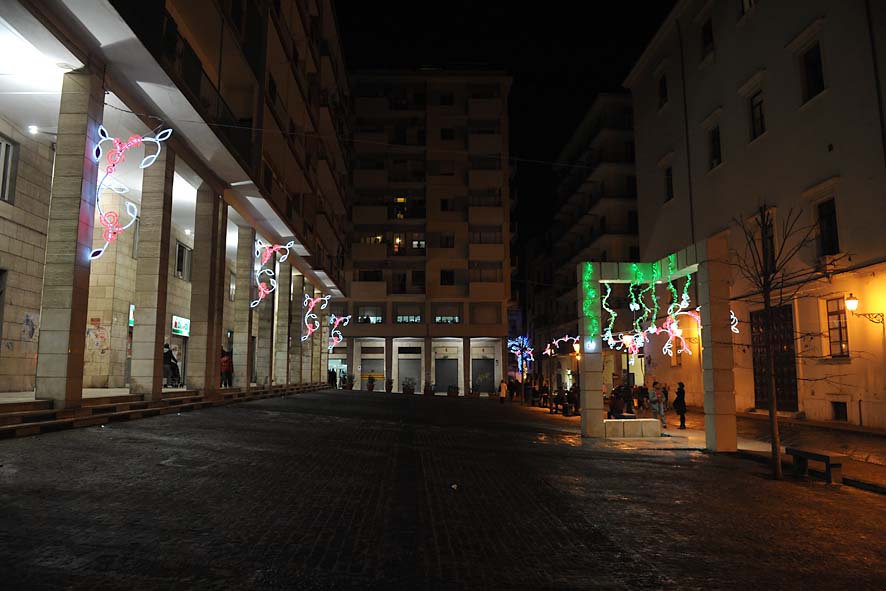   Il Sindaco De Luca inaugura il nuovo arredo urbano ed illuminazione artistica del Centro Storico. 19 novembre 2009

