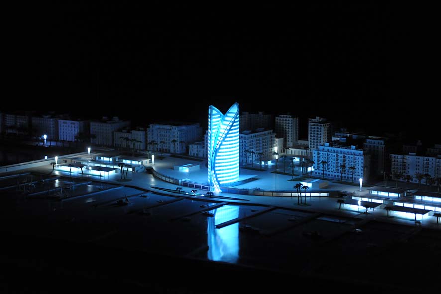   Il Sindaco De Luca presenta il plastico del fronte del mare da piazza della Liberta' a piazza della Concordia. Palazzo di Citta', sabato 12 dicembre 2009
