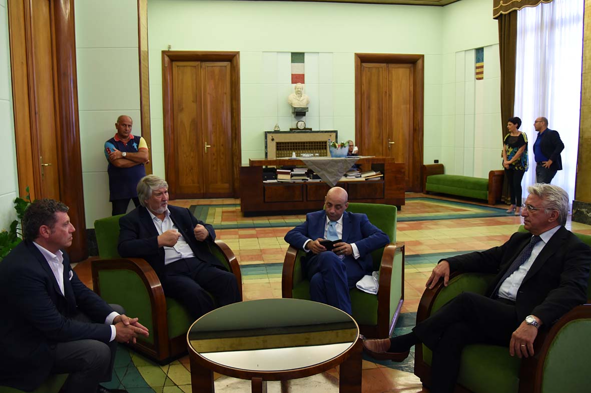   Il Ministro Poletti in visita a Salerno
