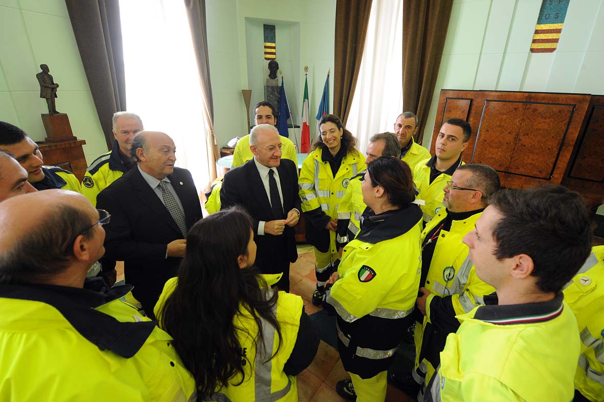   Il Sindaco De Luca incontra i volontari della Protezione Civile
