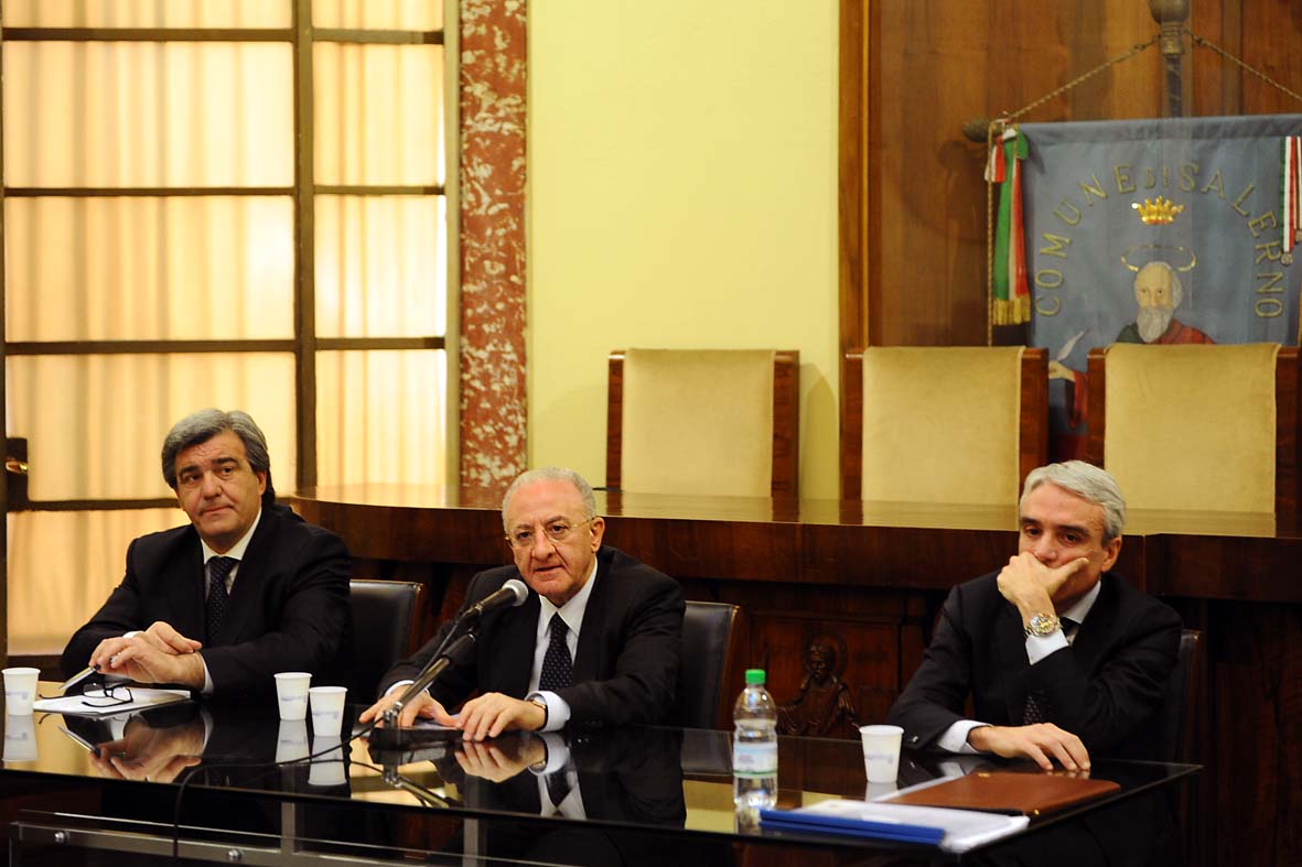   Stipula protocollo d'intesa  Comune-Cidec- Fondazione Cassa Risparmio Salernitana "Arti e Mestieri". Salerno, 9 marzo 2011
