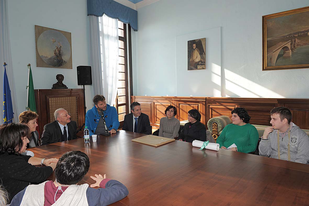   Il Sindaco De Luca incontra gli studenti disabili dell'Istituto Focaccia
