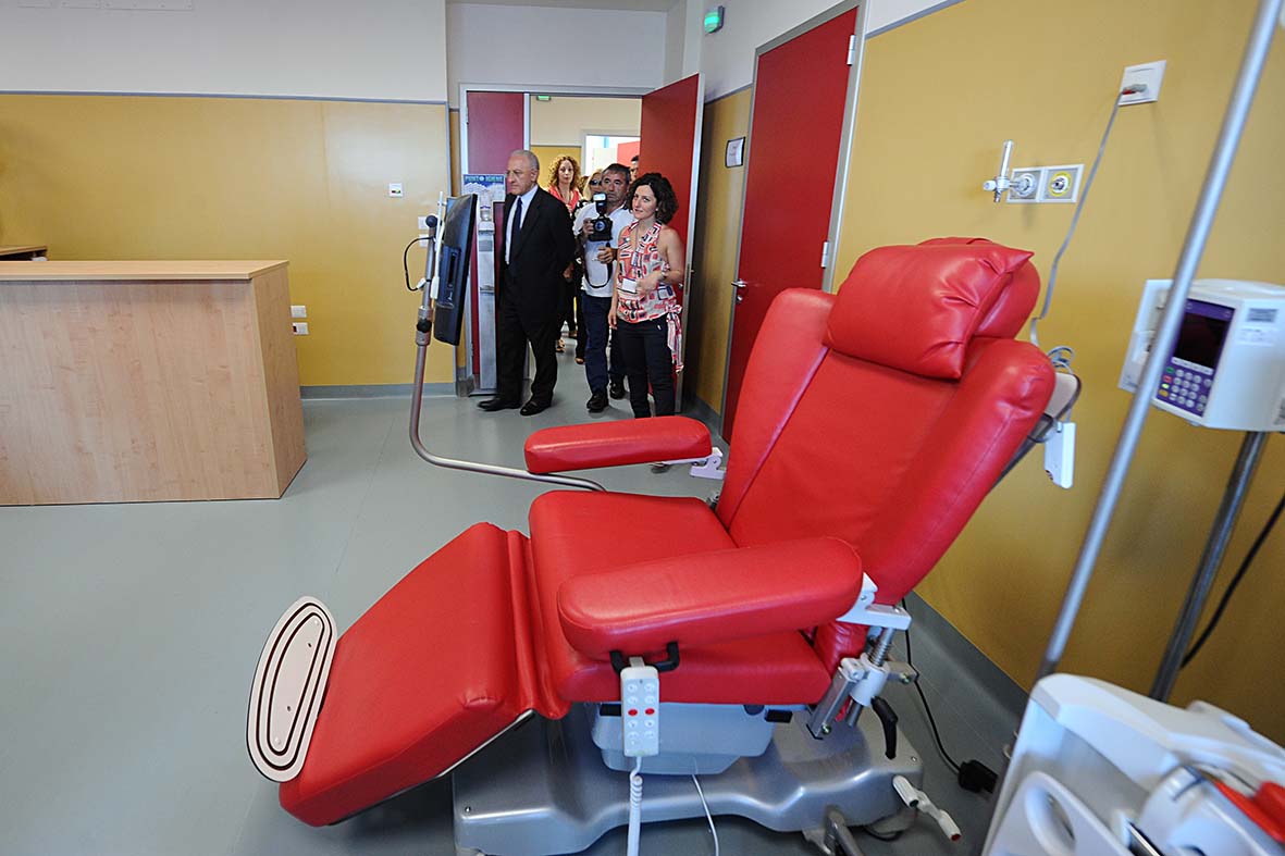   Il Sindaco Vincenzo De Luca partecipa all'inaugurazione reparto di ematologia
