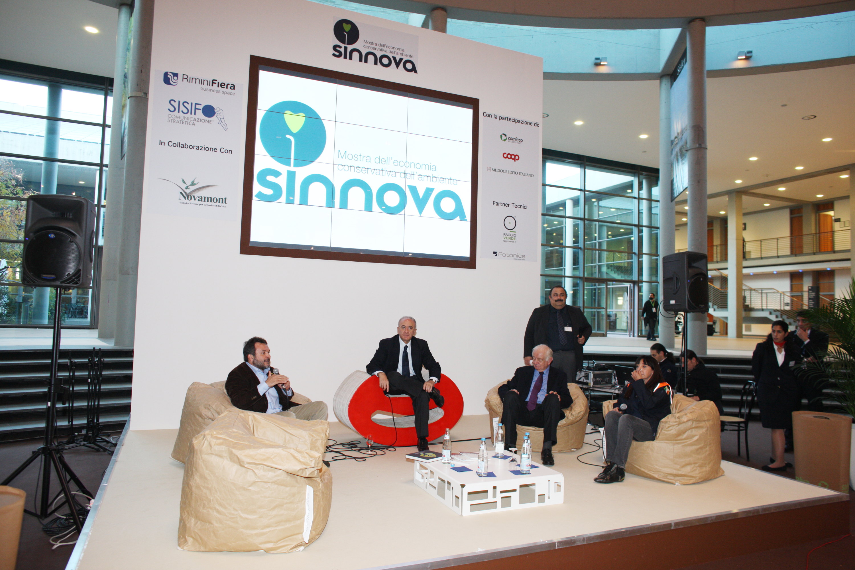   Salerno Modello per la Raccolta Differenziata. La citt protagonista a Rimini allEdizione 2009 di Ecomondo. 29 ottobre 2009
