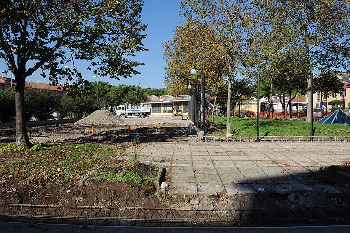   Al via i lavori di riqualificazione del parco pubblico al rione Zevi
