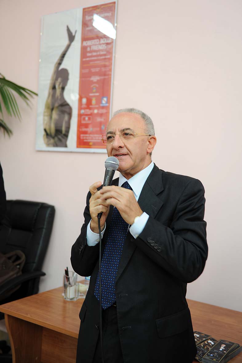   Il Sindaco inaugura la nuova Sala Coro del Conservatorio Musicale di Salerno. Canalone, 10 settembre 2009
