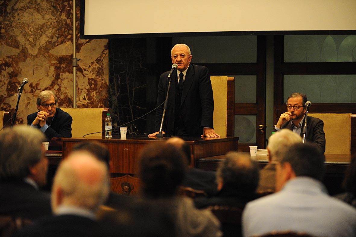  Vittorio Sgarbi presenta il libro "Il tesoro d'Italia. La lunga avventura dell'arte"

