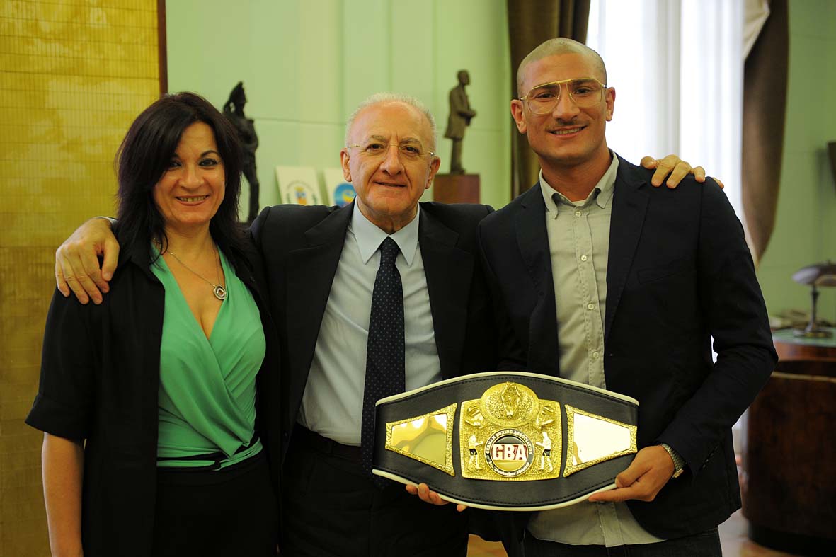   Il Sindaco De Luca riceve il pugile salernitano Dario Socci
