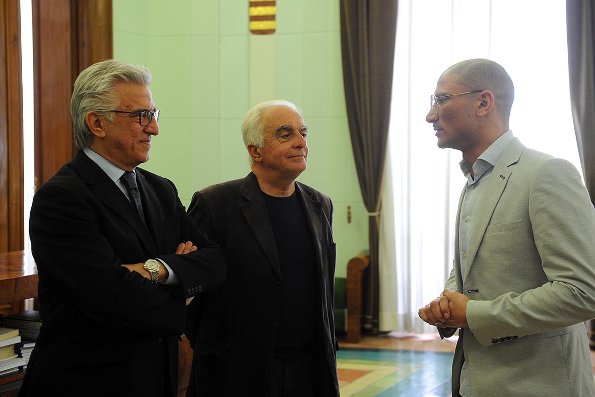   Il Sindaco ff Napoli riceve il pugile salernitano Dario Socci
