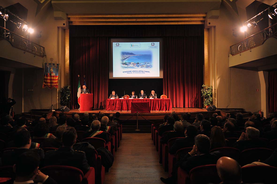   Presentazione della Stazione Unica Appaltante. Salerno, 29 novembre 2012
